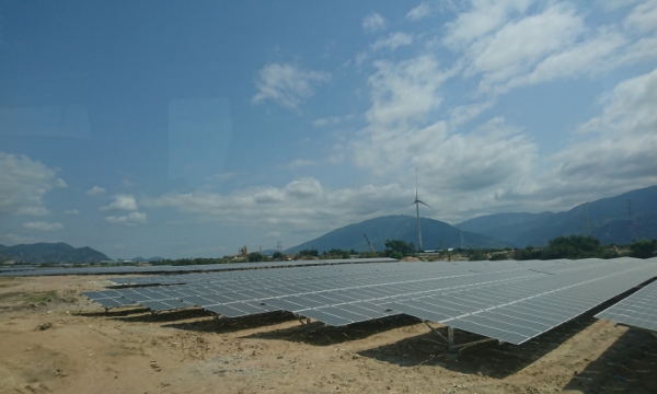 Bình Thuận: 'Ông chủ 300 triệu' gom 80 ha đất làm điện mặt trời